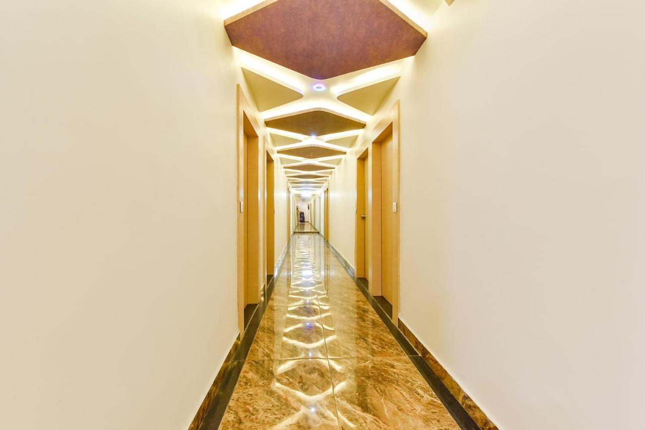 Fabhotel Symphony Grand Ahmedabad Eksteriør billede