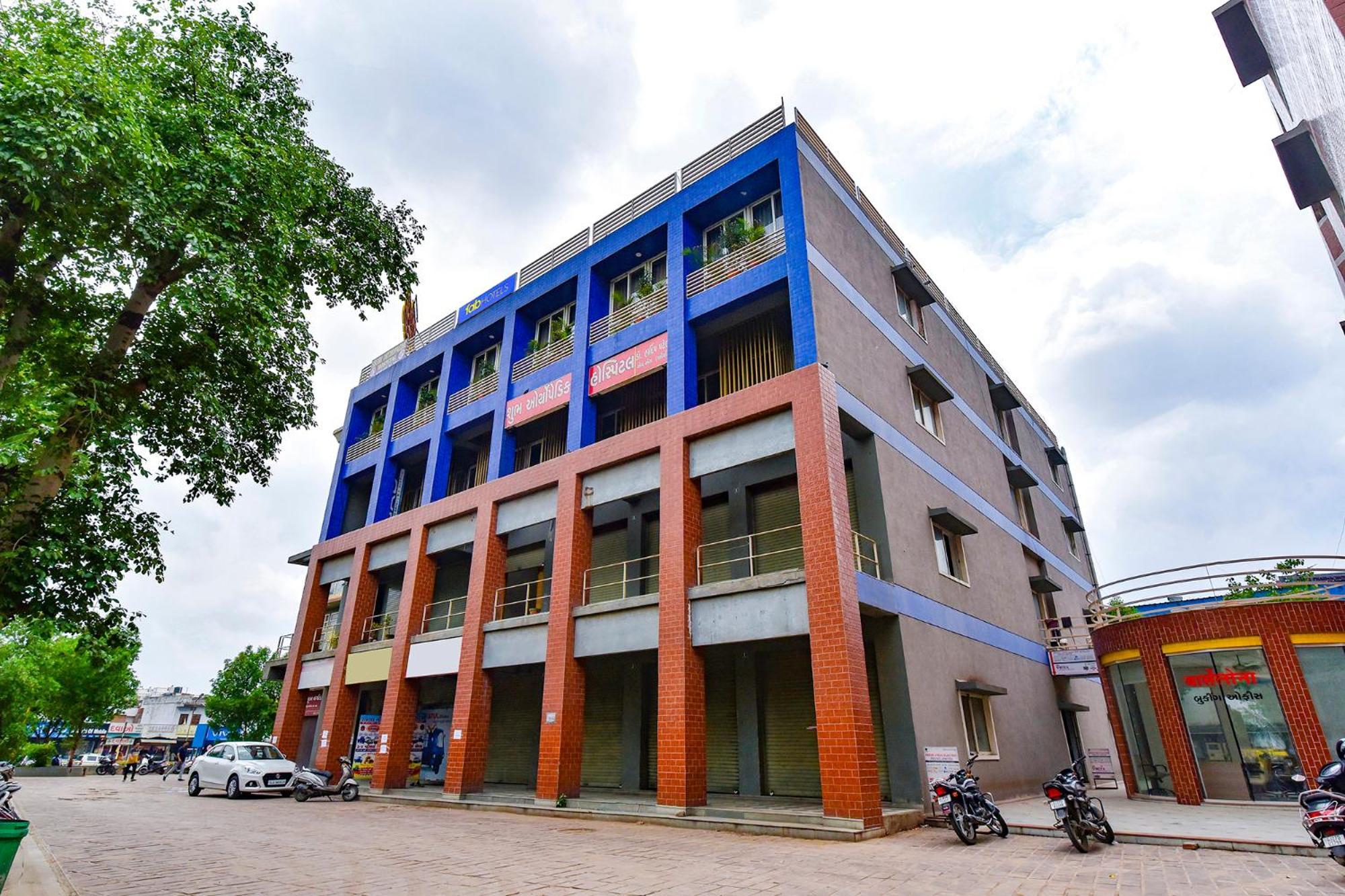 Fabhotel Symphony Grand Ahmedabad Eksteriør billede